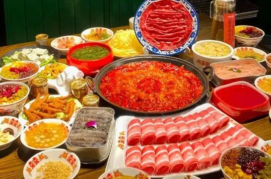 新锐泛亚电竞餐饮品牌在抖音直播 一天卖2600多万、4个月门店翻番(图2)